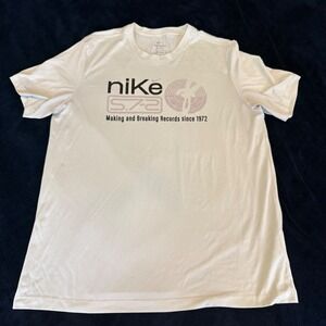 Nike Dri-FIT Mens XL White Graphic T-Shirt Making and Breaking Records 1972
